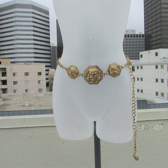 Gold tone metal chain belt O/S